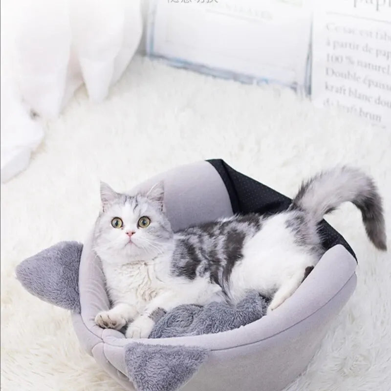 Cozy Cat Head Bed - All Seasons Woofy